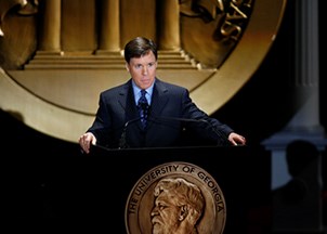 <p>Why Bob Costas is a win for meeting planners</p>