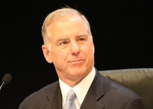 <p>VIRTUAL PROGRAMMING: Howard Dean reveals the inner workings of the Presidency and policies affecting businesses and industries everywhere</p>