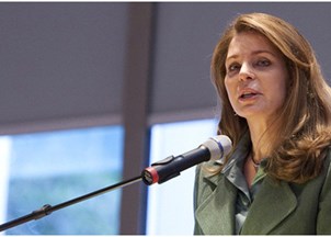 <p><strong>Queen Noor sought-out for empowering and informative keynotes</strong></p>