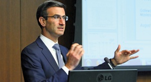 Peter R. Orszag photo 2
