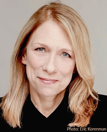 Liza Donnelly headshot