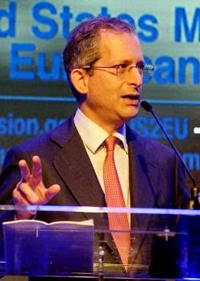 Anthony Gardner photo 3