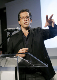 Kenneth Cole photo 3