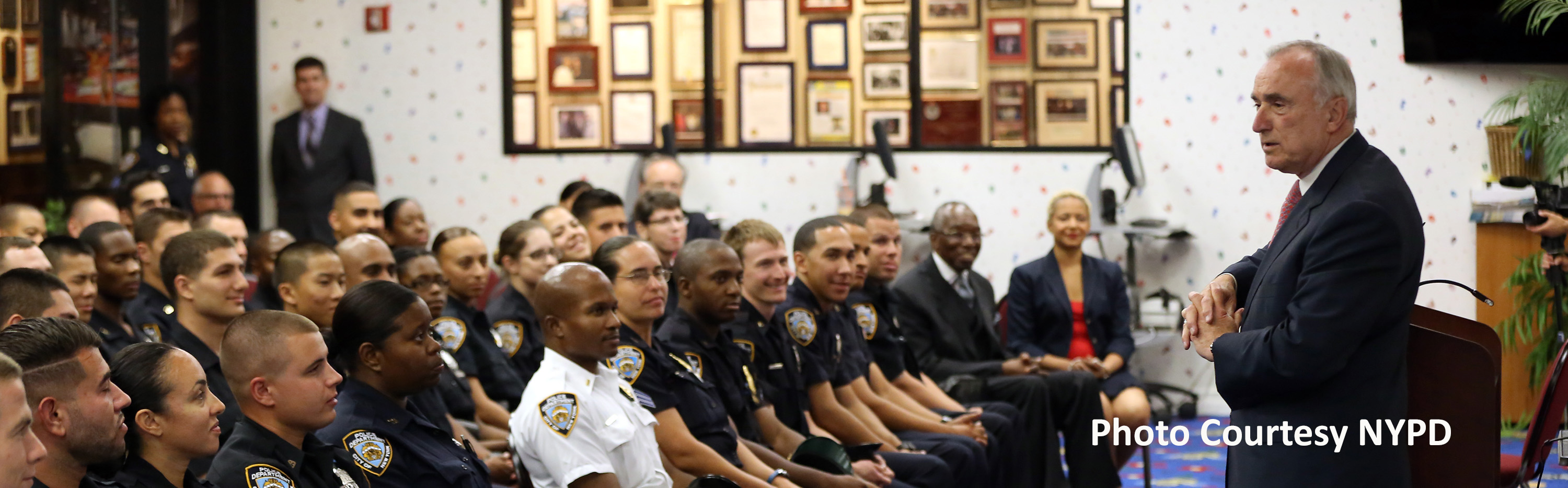 William J. Bratton photo 2