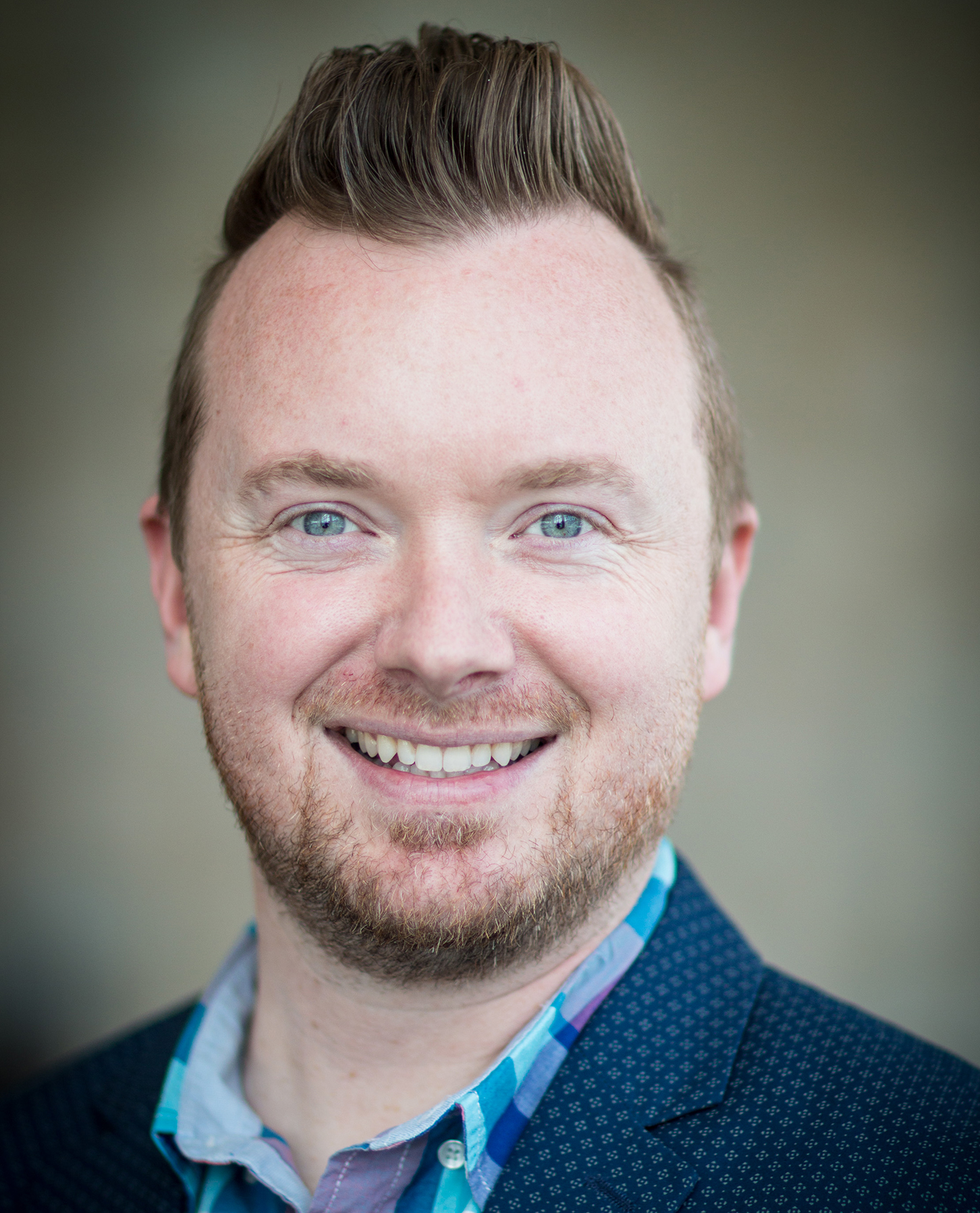 Phil Hansen headshot