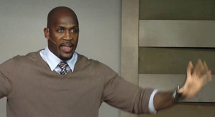 Eric  Boles  photo 2