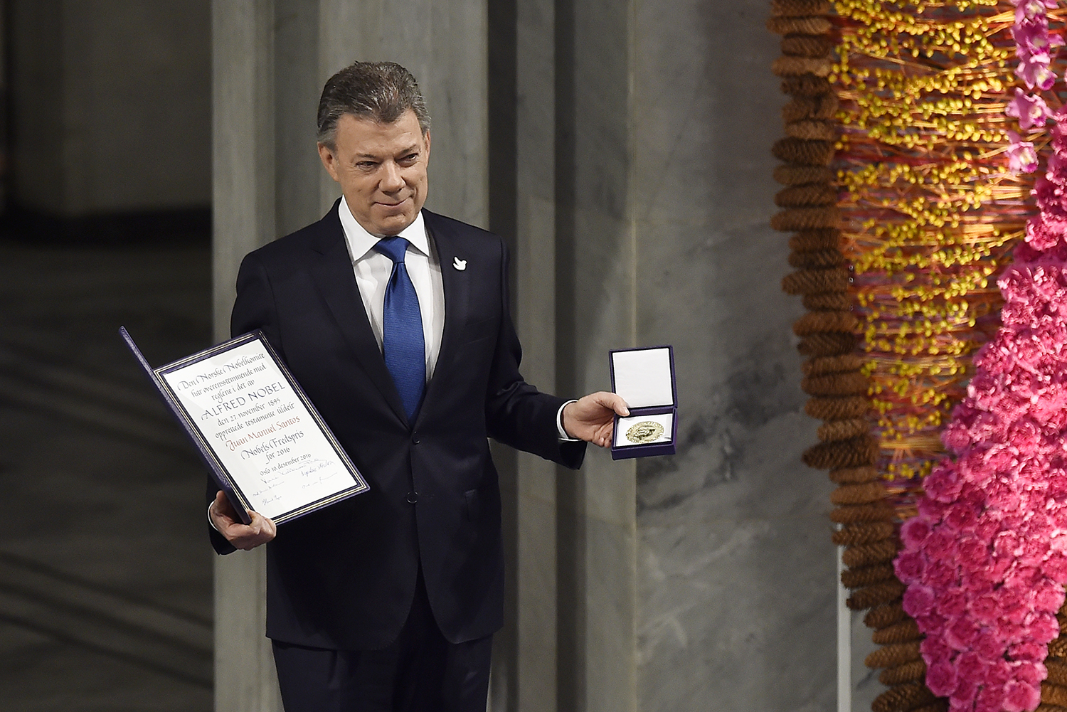 Juan Manuel Santos photo 3