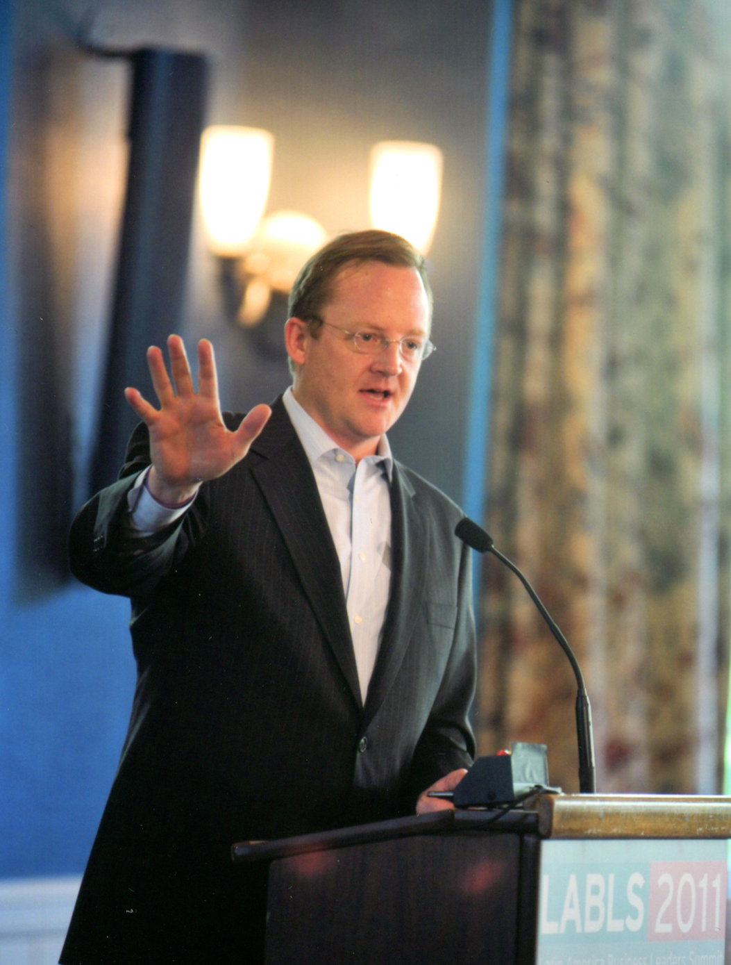 Robert Gibbs photo 3