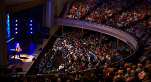 Chonda Pierce photo 2