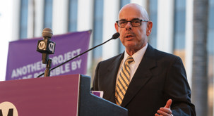 Henry  Waxman photo 2