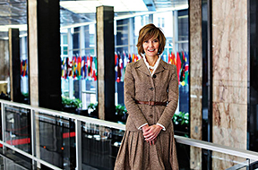 Capricia Marshall photo 2