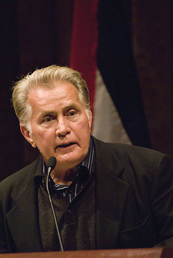 Martin Sheen photo 3