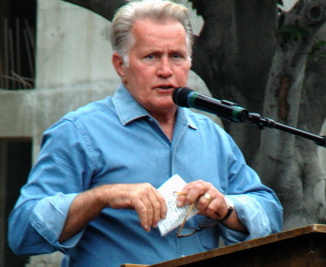 Martin Sheen photo 2