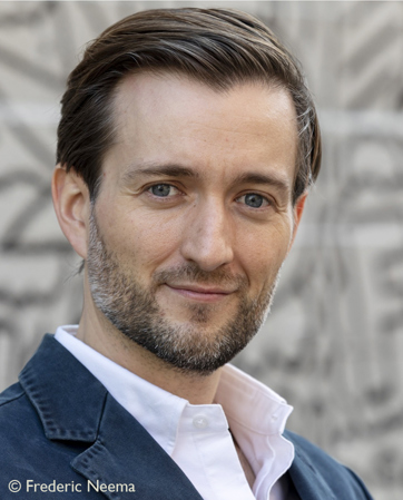 Tomas Pueyo headshot Tomas Pueyo headshot