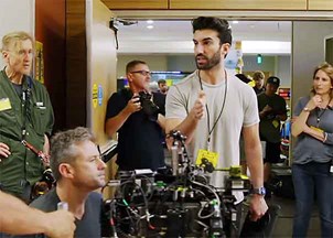 <p>Virtual Programming: Actor and Filmmaker-with-a-mission Justin Baldoni's new film Clouds tells the inspiring true-life story of a teen with cancer, and inspires us to live fully every day</p>