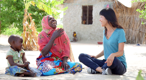 Laura  Ling photo 2