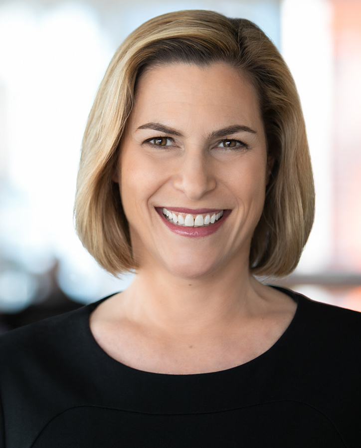 Susan Del Percio headshot