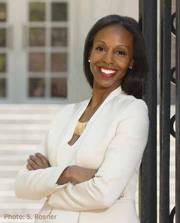 Sarah Elizabeth Lewis headshot