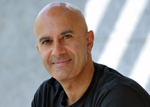 <p>Leadership legend Robin Sharma transforms audiences with his talk based on his new leadership bestseller, <em>The Everyday Hero Manifesto</em>, speaking about everyday leadership to prosper in a new world</p>