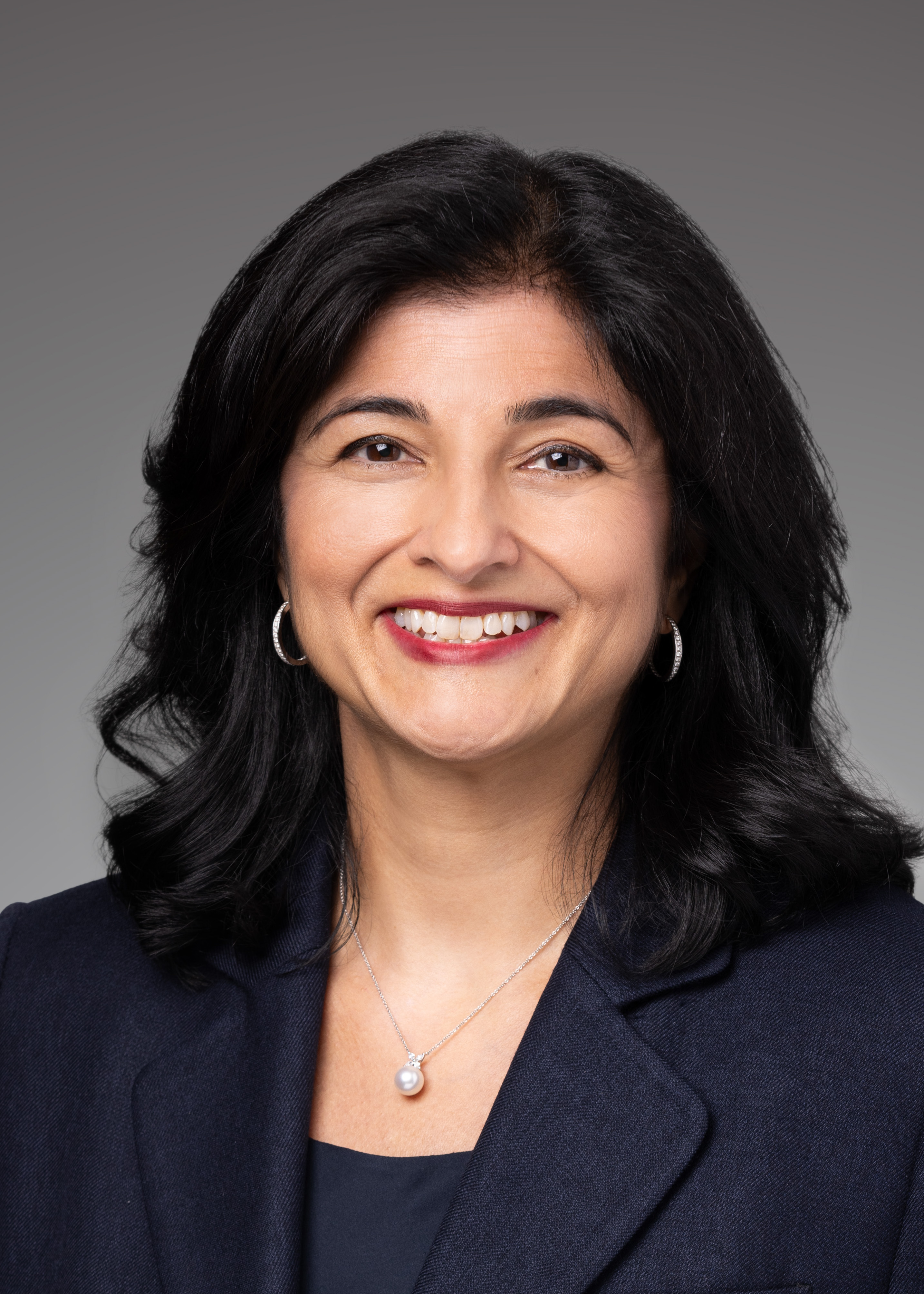 Seema  Hingorani  headshot