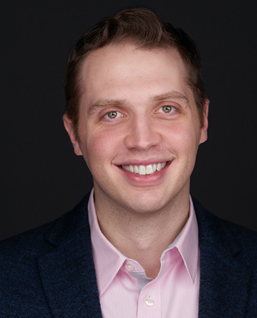 Ryan Stelzer headshot