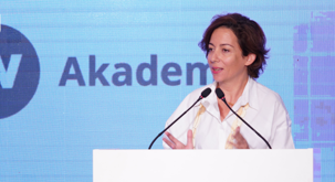 Kim Ghattas photo 2
