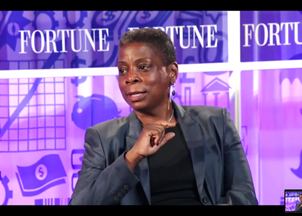 <p><strong>Renowned corporate leader Ursula Burns shares her CEO lessons in riveting talks</strong></p>