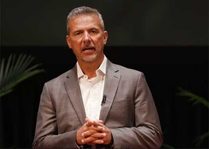 <p><strong>Coach Urban Meyer inspires young audiences in empowering keynotes about building a winning team culture</strong></p>