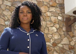 <p><strong>Aja Brown empowers audiences with groundbreaking advice on how to be the leader your company needs</strong></p>