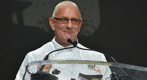 Robert Irvine photo 2