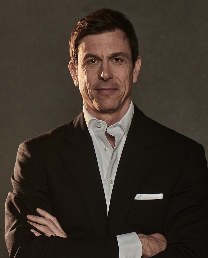 Toto  Wolff headshot