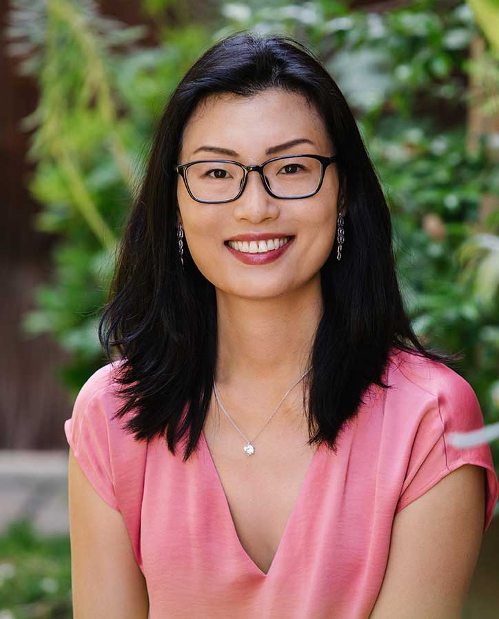 Kelly Yang headshot