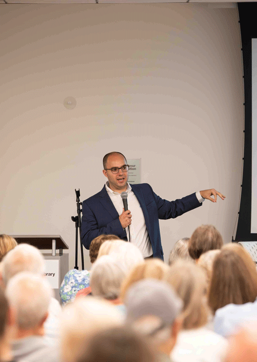 Christopher Worsham photo 3