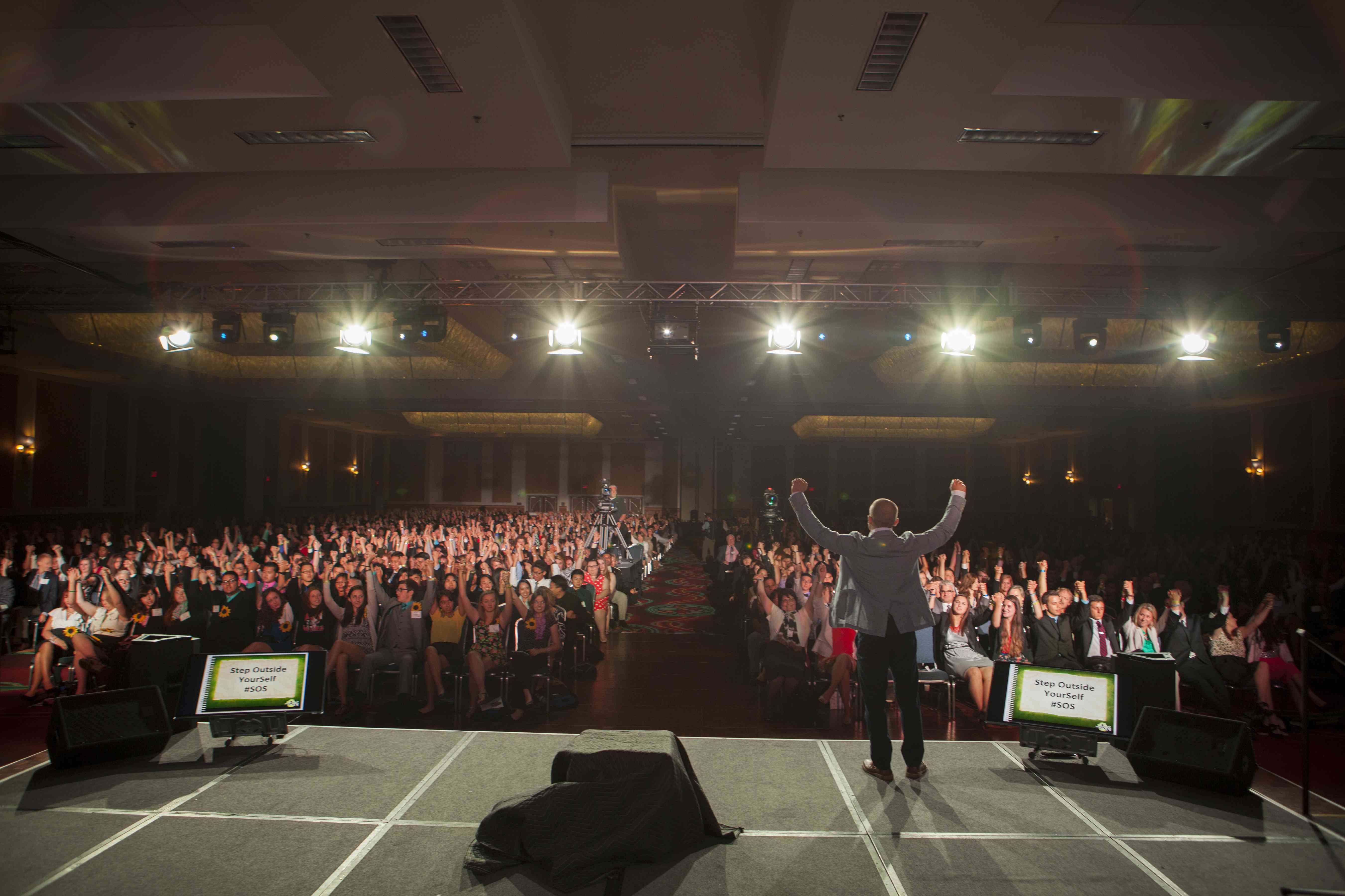 Chris Bashinelli photo 2