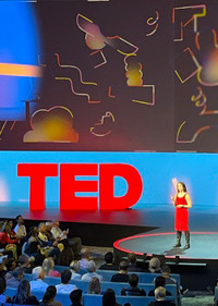 Catherine Price photo 3