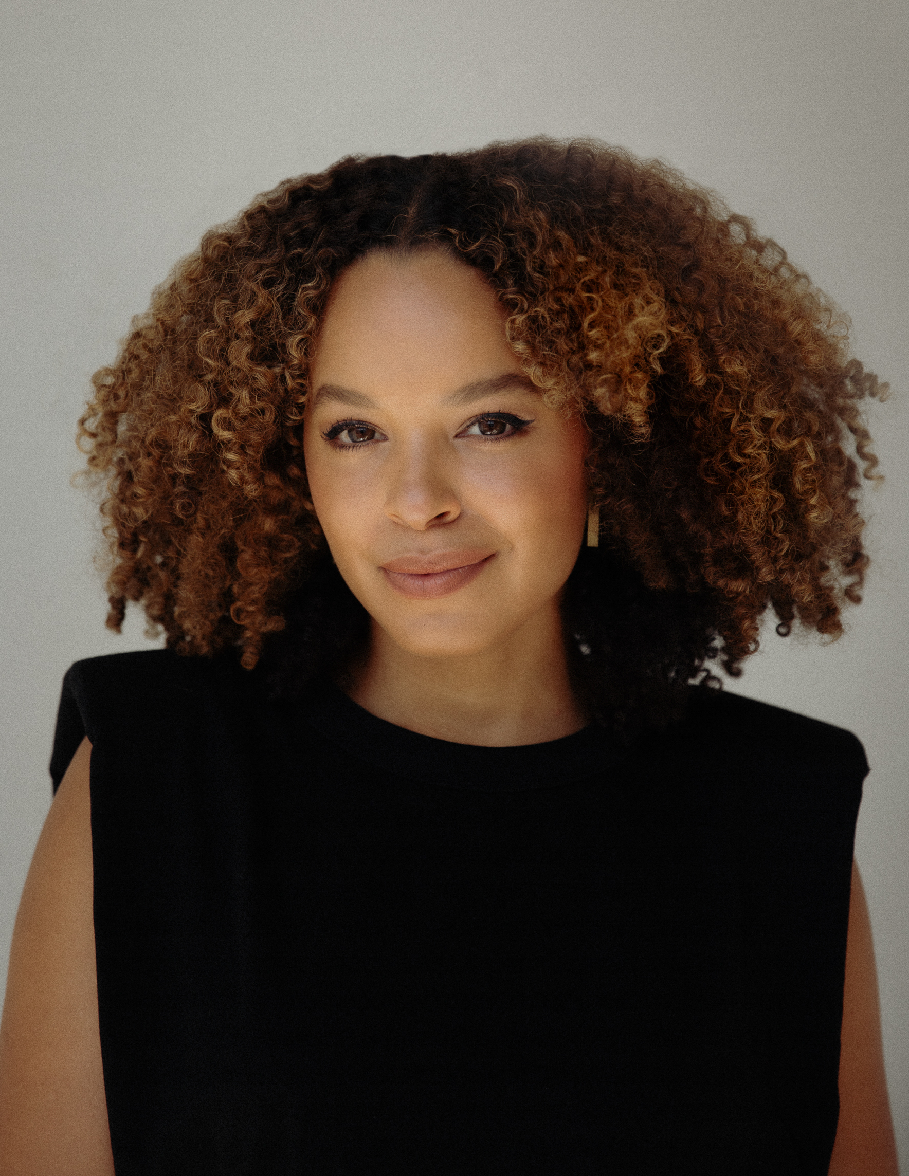 Antonia  Hylton headshot