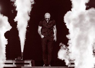 <p><strong>Pitbull is a champion for education</strong></p>
