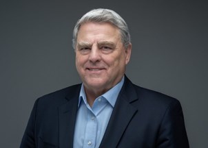 <p><strong>Event Success Story: General (Ret) Mark Milley delights at Moelis & Company, receives rave review </strong></p>