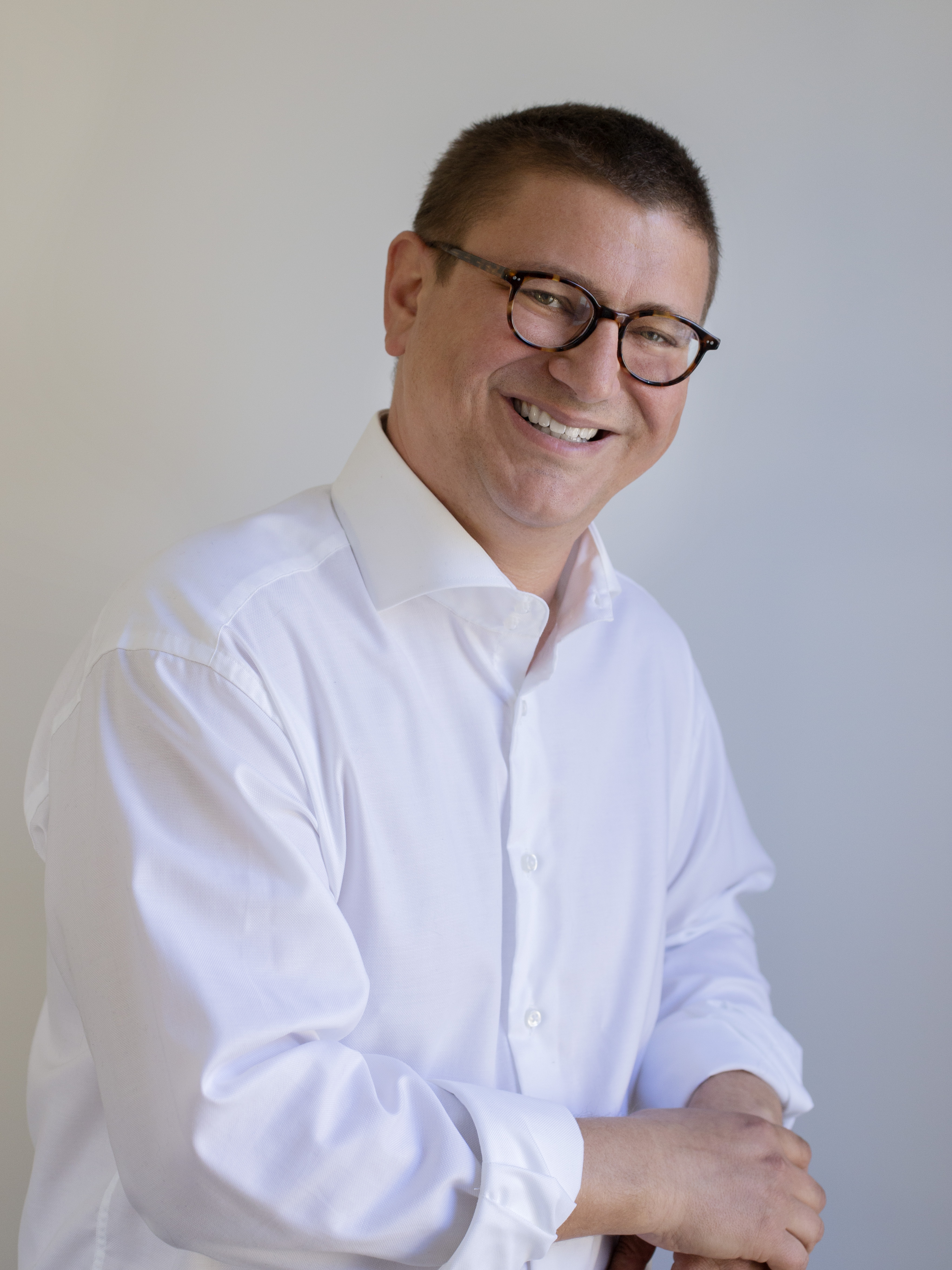 Phil  Elwood headshot