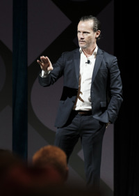 Peter Sheahan photo 3