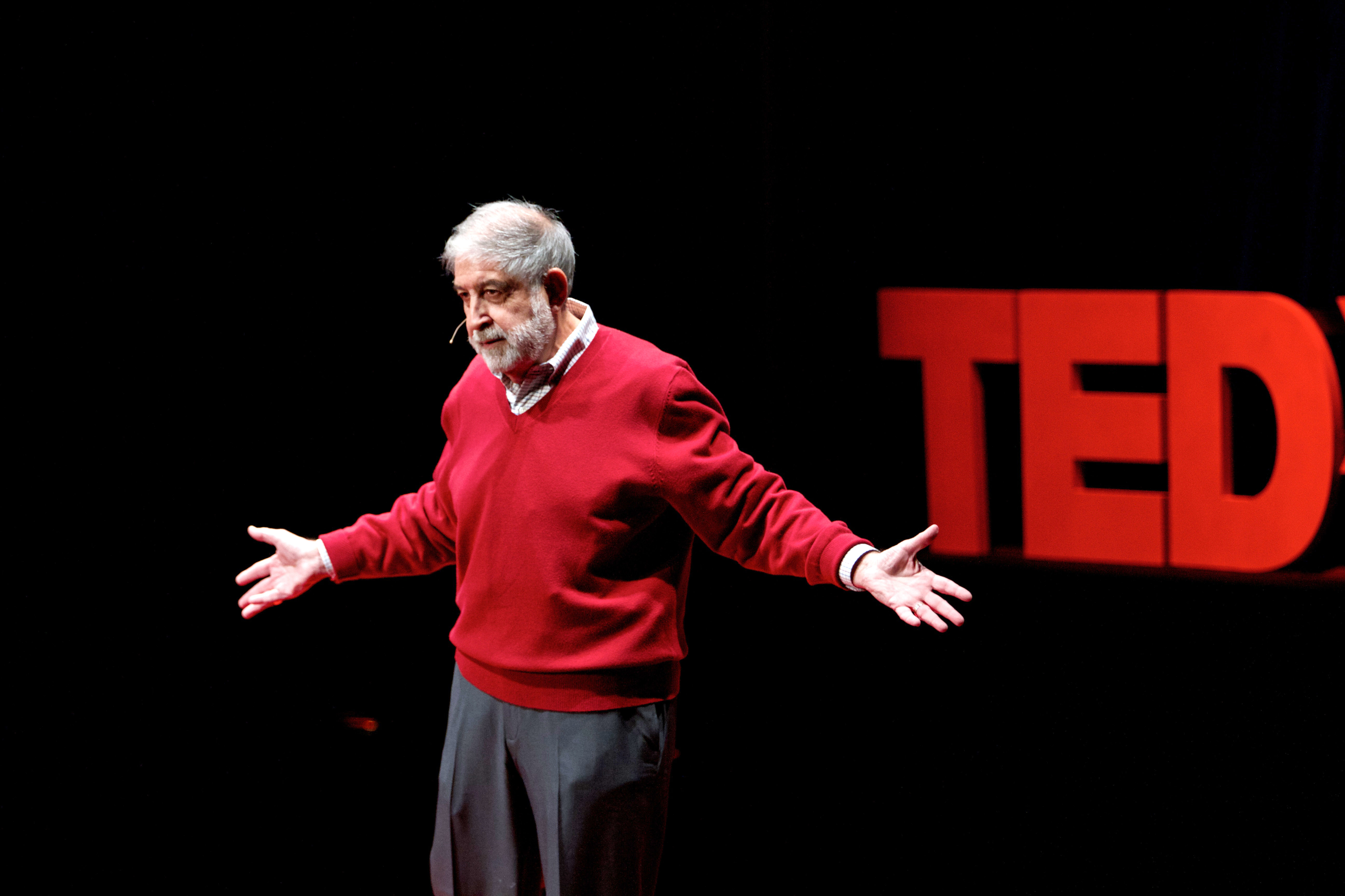 Mickey Edwards photo 2