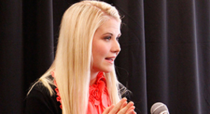 Elizabeth Smart photo 2 Elizabeth Smart photo 2