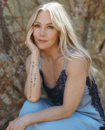 Jennie Garth headshot