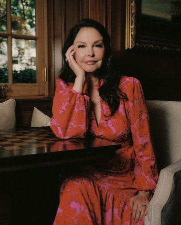 Ashley Judd headshot Ashley Judd headshot