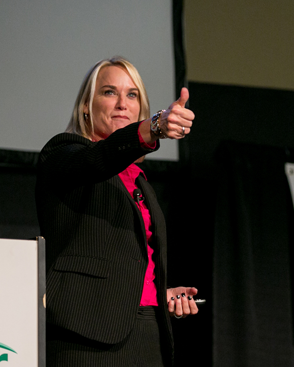 Kelly McDonald photo 3