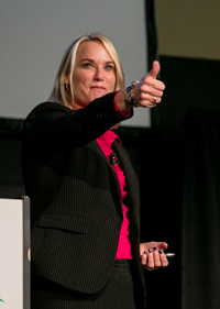 Kelly McDonald photo 3