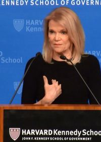 Martha Raddatz photo 3