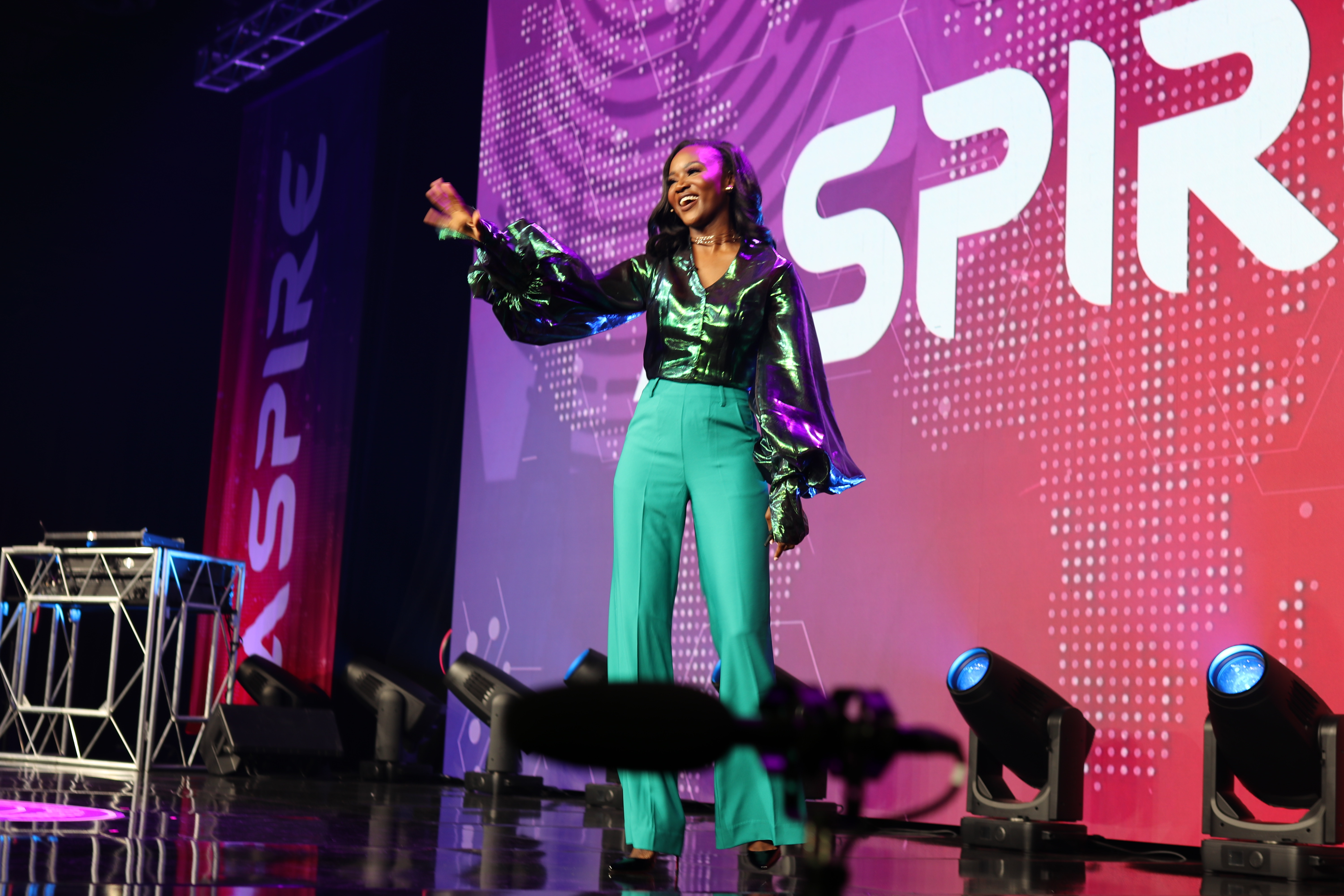 Deshauna Barber photo 2