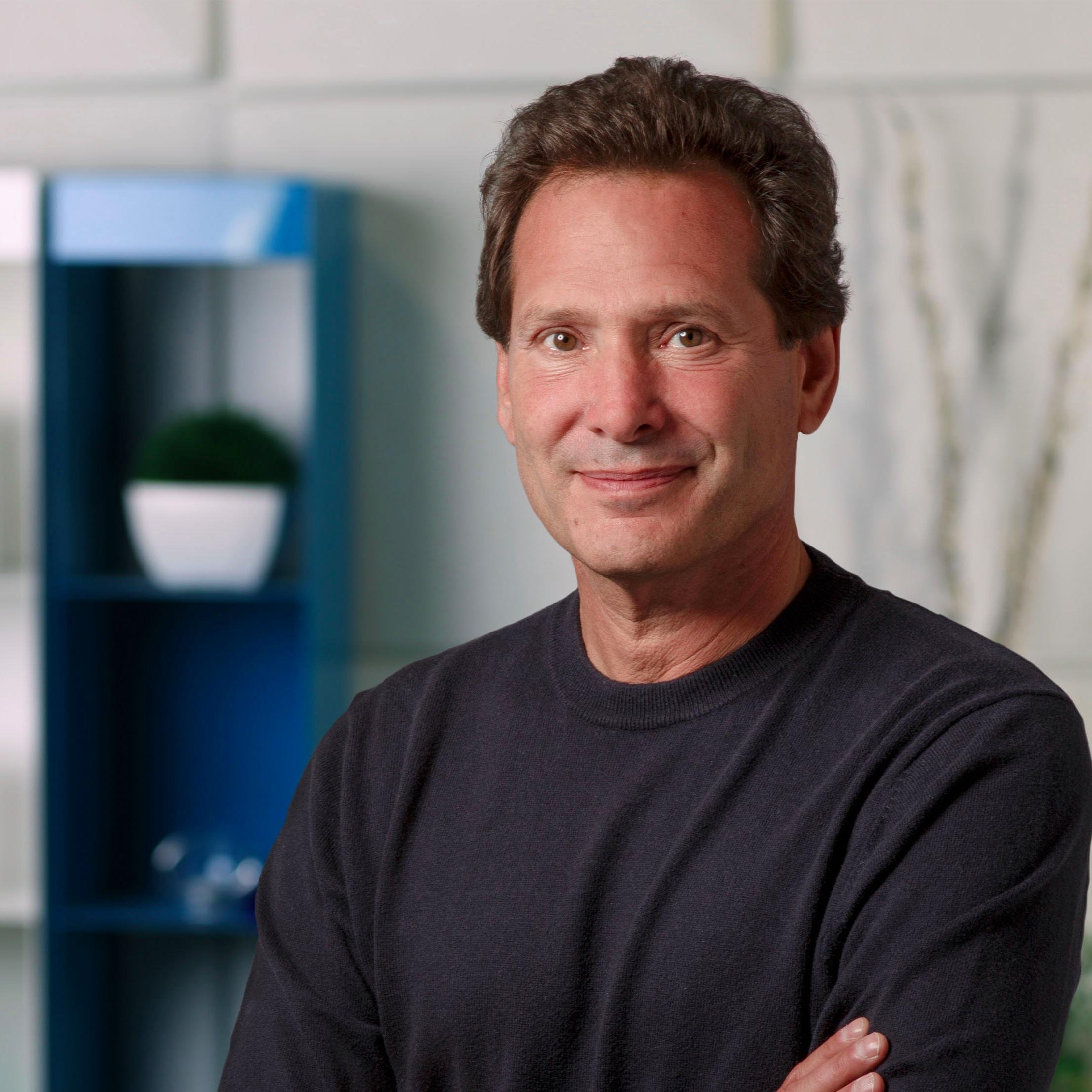 <p>Tech Visionary Dan Schulman on the Biggest Trends and Implications of AI, Crypto and Fintech</p>