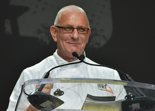 <div><strong>The Robert Irvine Foundation supports veterans and veteran causes</strong></div>